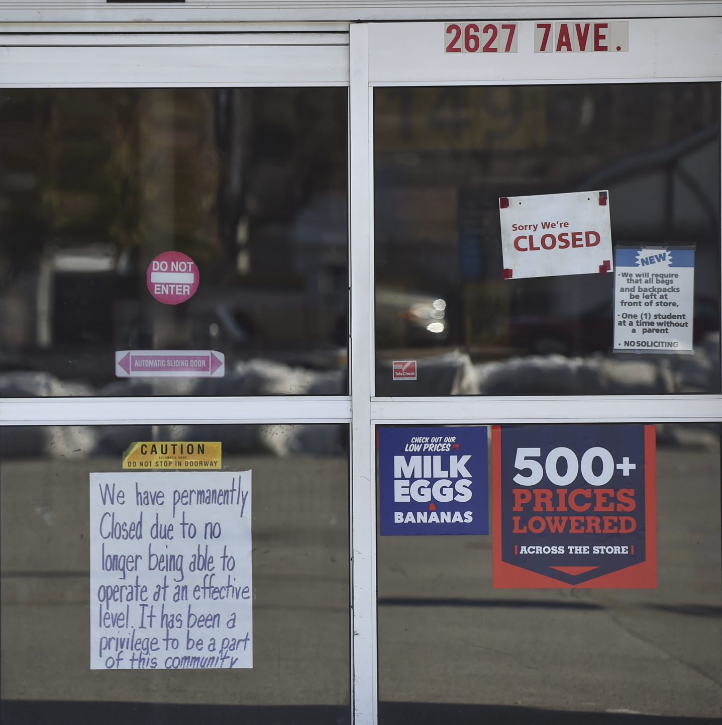 120618-save-a-lot-4a.jpg